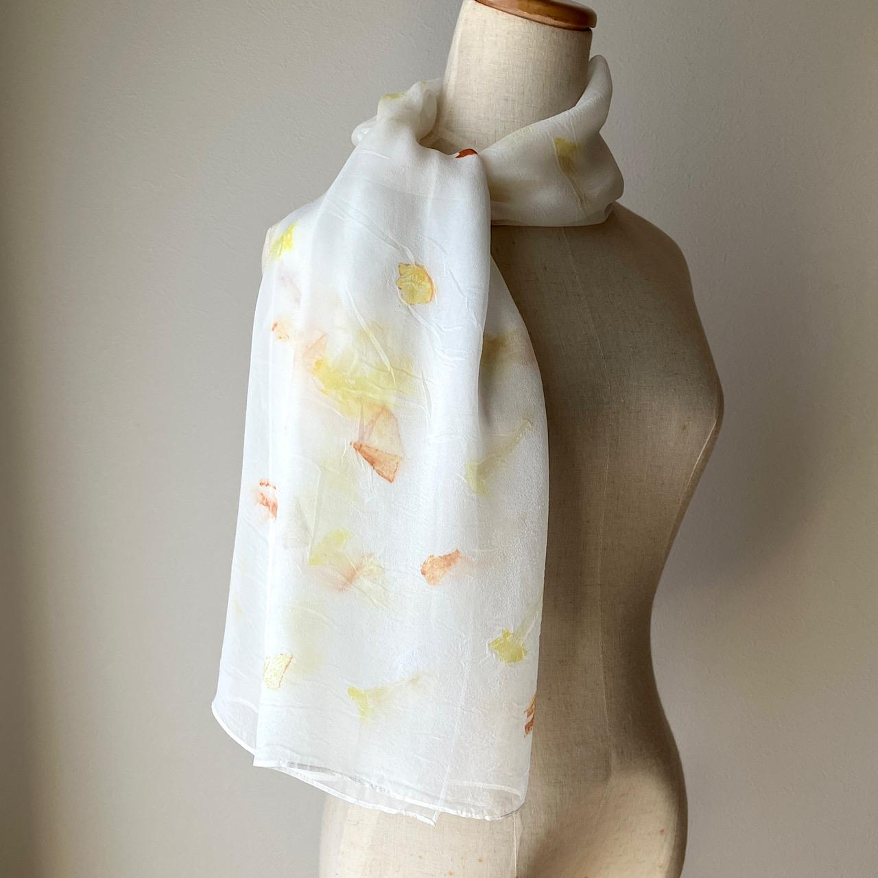 草木染めエコプリント-シルクシフォンストール1枚目の画像