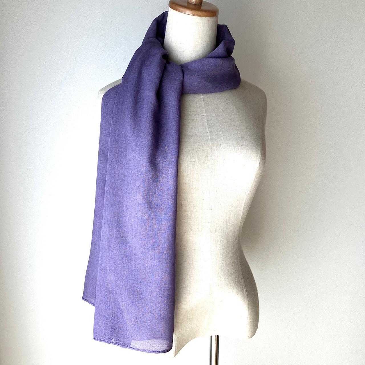 草木染めソフトバンブーストール・ログウッドパープル（藤色）1枚目の画像